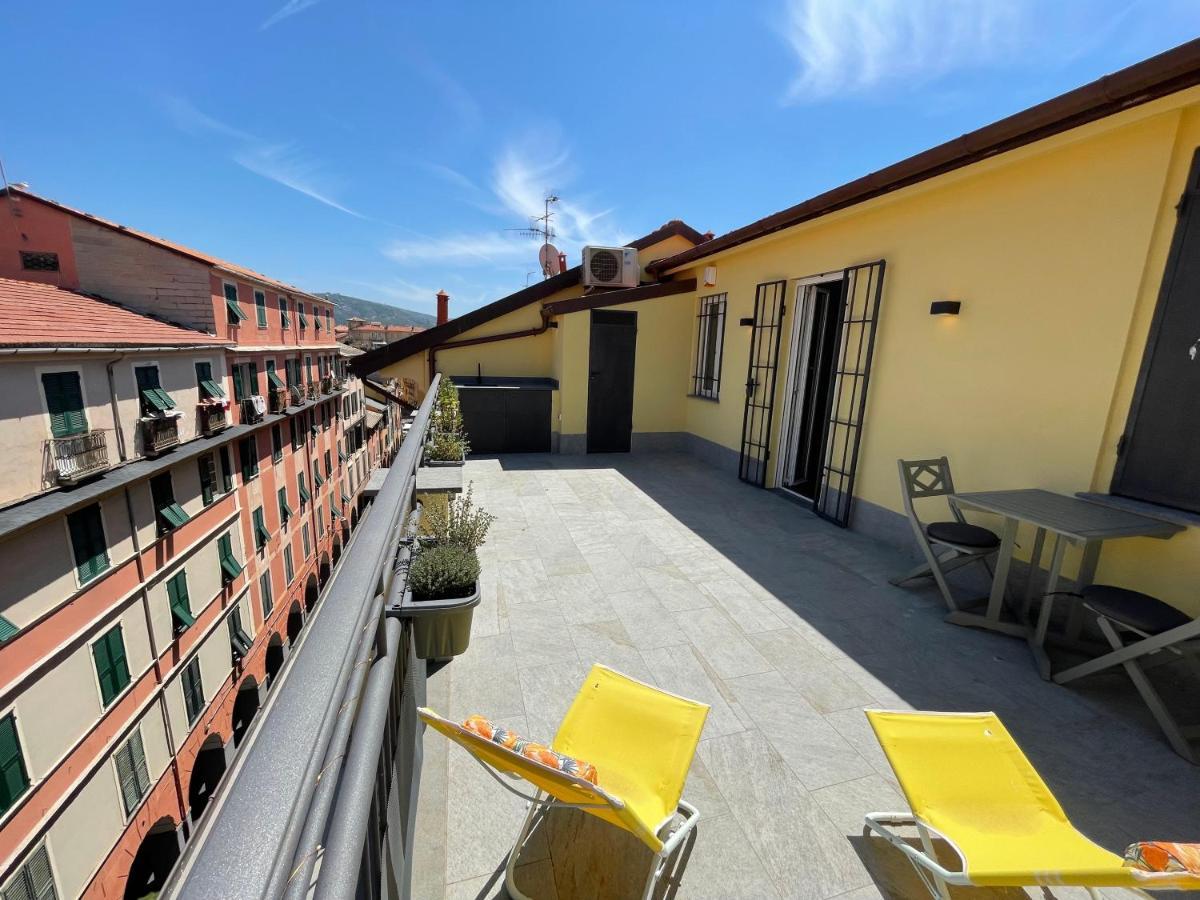 Sun Luxury Apartment In Centro Storico Chiavari Exterior photo
